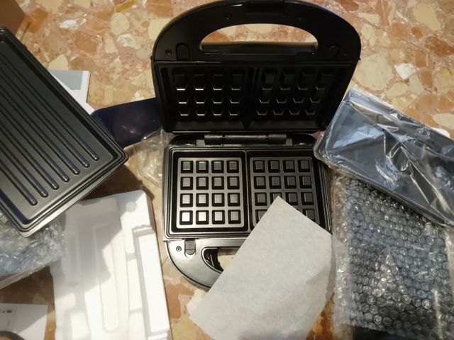 Sandwichera, Tostadora y Gofrera 3 en 1