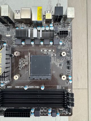 Placa base ASRock 990FX Extreme3