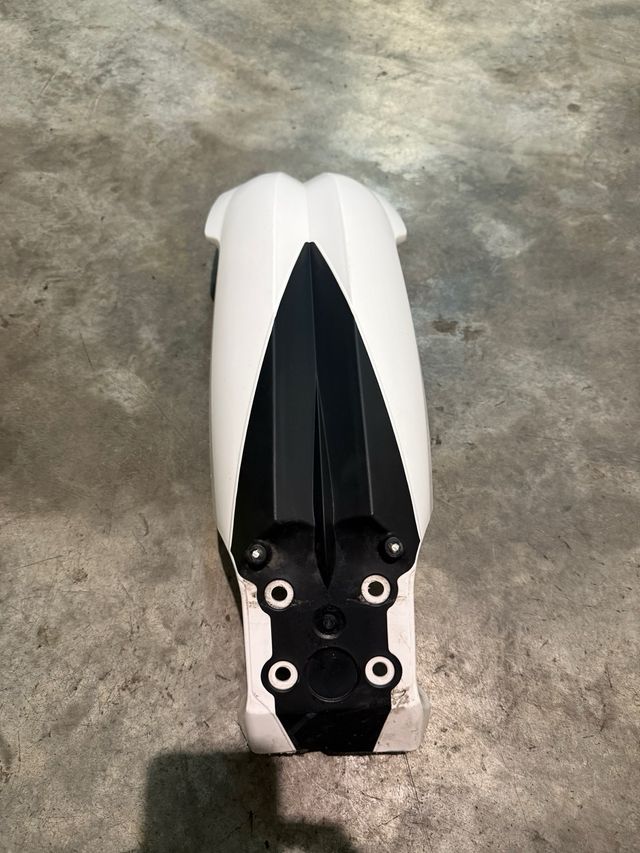 Guardabarros KTM blanco