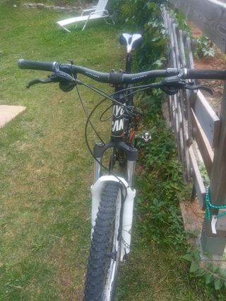 Bicicleta KTM  Lycan 4,0 MTB Doble Suspensión