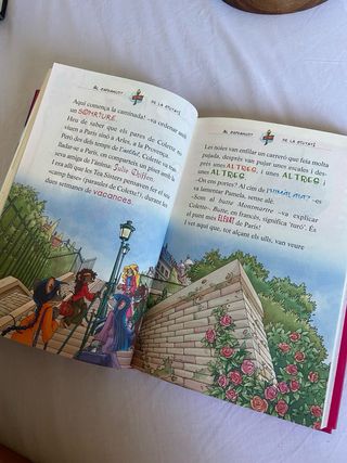 4. Misteri a París: Tea Stilton
