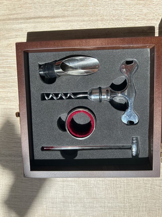 Juego sacacorchos madera metal