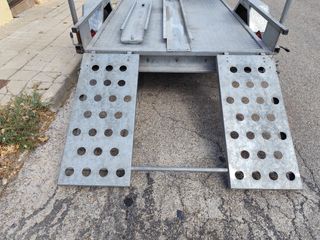 Remolque plataforma para quad y con carril moto