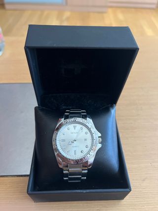 (2) Relojes Skyline Cronógrafo Dorado y plateado 