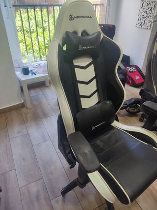 Silla gaming Newskill