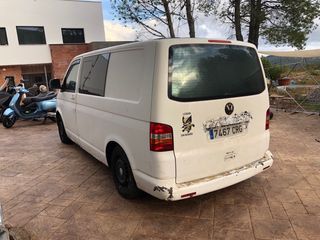 Volkswagen Transporter T5 2004