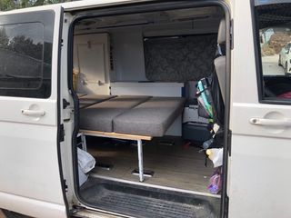 Volkswagen Transporter T5 2004