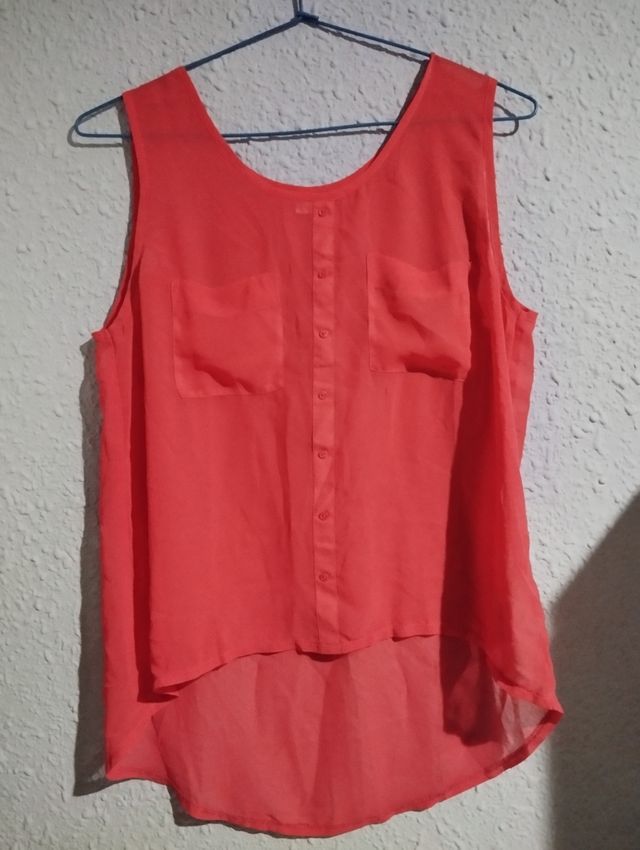 Blusa rosa sin mangas