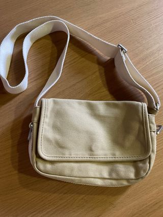Bolso bandolera Zara beige