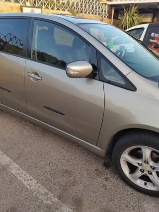 Mitsubishi Grandis 2008