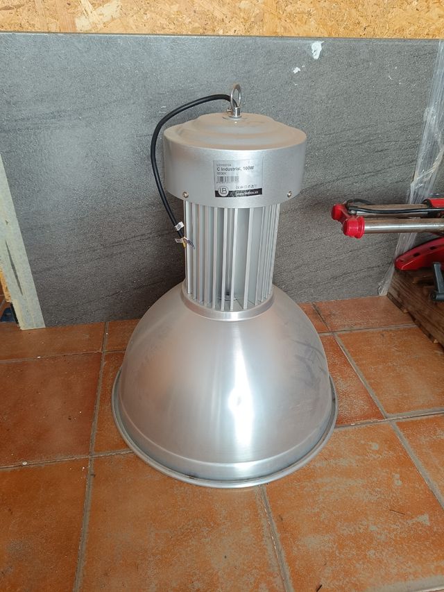 Campana LED industrial 100W