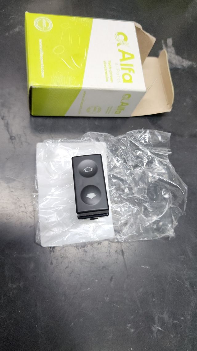 Interruptor botón elevalunas BMW e36 nuevo