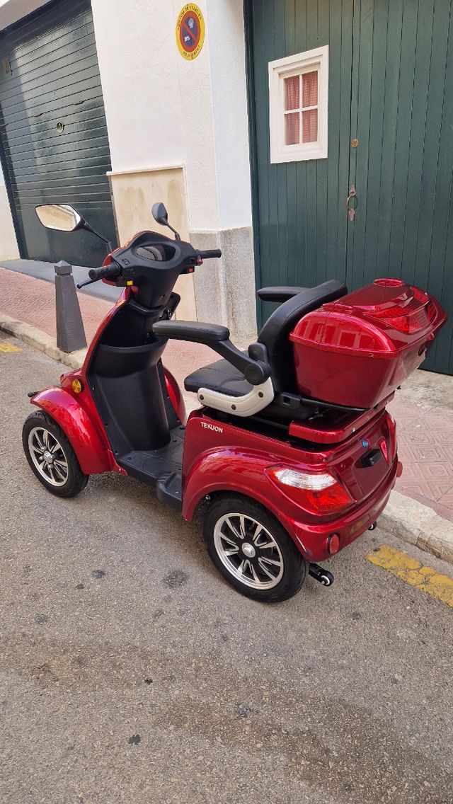 Scooter eléctrico 4 ruedas