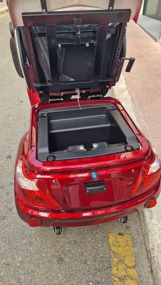 Scooter eléctrico 4 ruedas