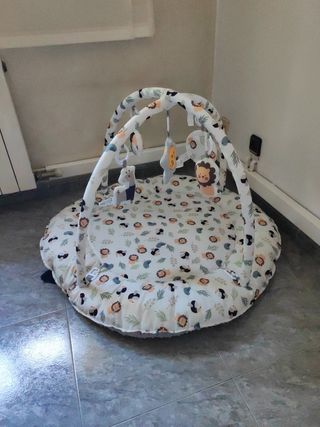 Alfombra juego bebé 