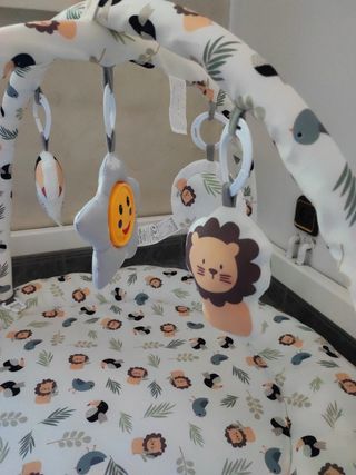 Alfombra juego bebé 