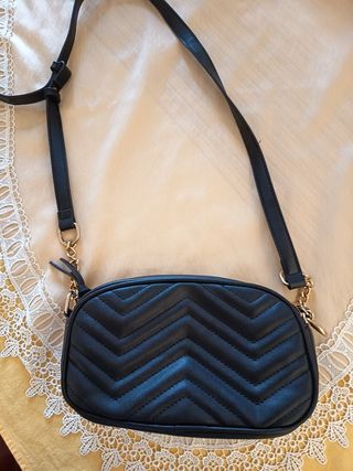 Borsetta nera tracolla