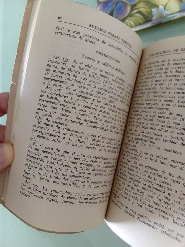 1954- Guia jurídica de espectáculos y turismo 