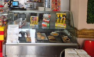 Expositor de Dulces y Pastelería