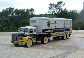 Camión berliet tr10 m figrorifico interflora