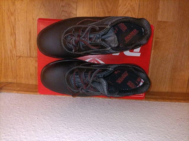 Zapatos, zapatillas de  seguridad S3 - Talla 38