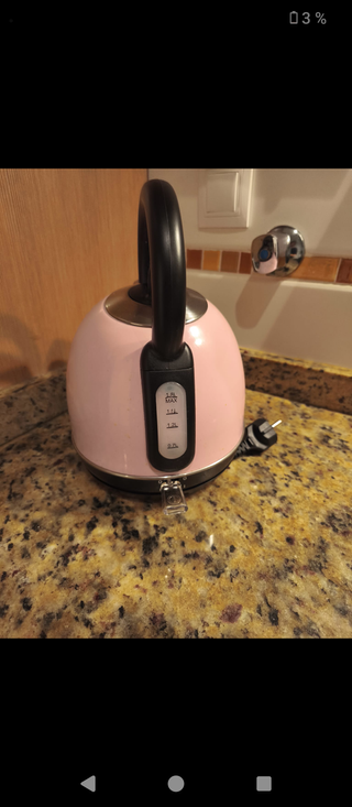 Tetera SilverCrest rosa