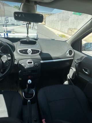 Renault Clio 2009