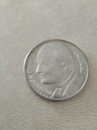 Moneda Papa a España