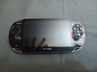 PSVita (PlayStation Vita) +  7 juegos