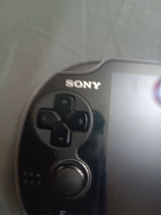 PSVita (PlayStation Vita) +  7 juegos