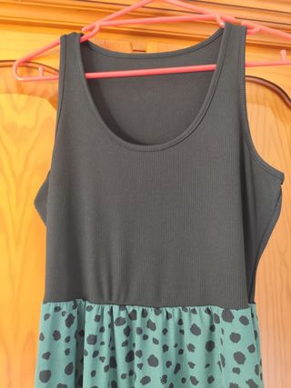 Vestido midi estampado S - Negro & Verde azulado