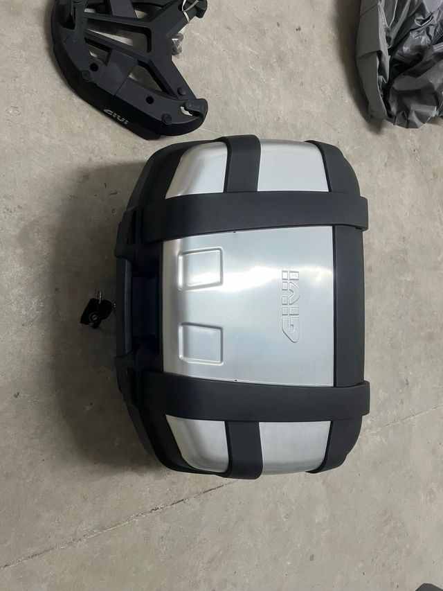 Top Case Givi Trekker 52 
