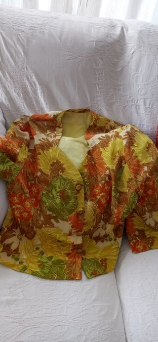 Chaqueta y blusa vintage