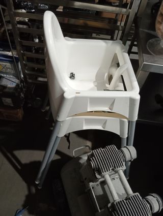 Silla alta bebé - 2 unidades precio por unidad