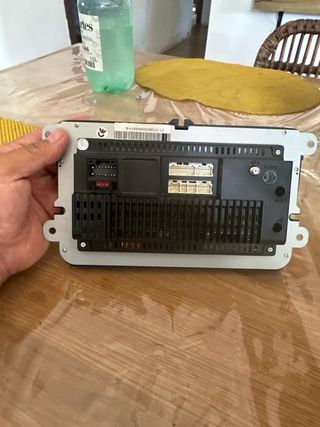 Radio Golf V