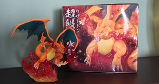 Mega Charizard Y - Figurina Pokemon