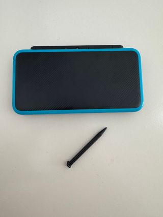 Nintendo 2DS XL blue/black