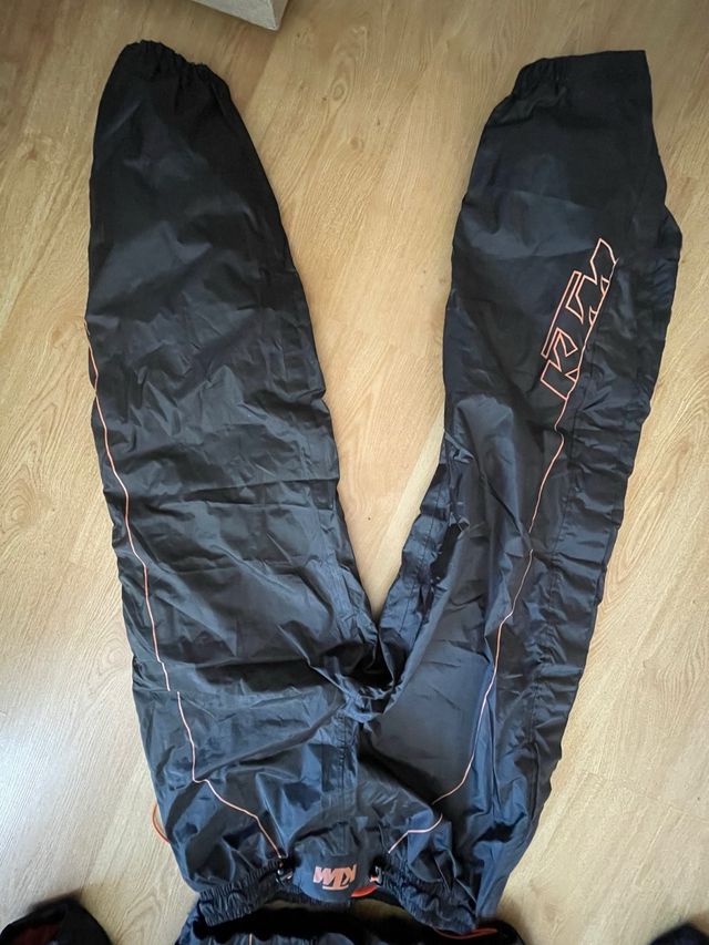 Chubasquero KTM - Negro/Naranja. talla L , Enduro