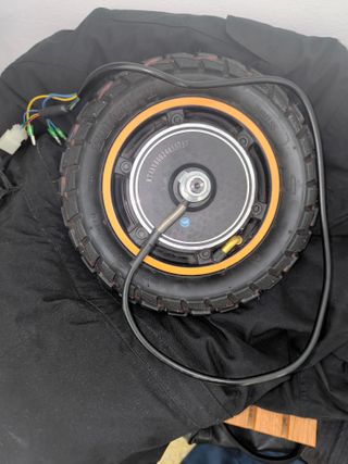 Motor patinete eléctrico + neumático
