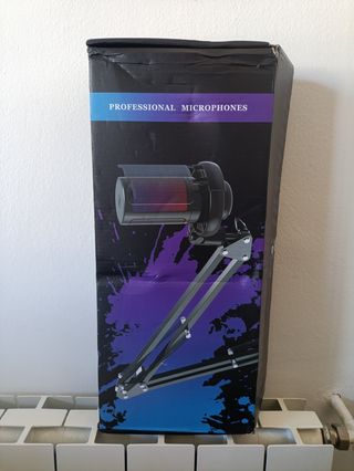 Micrófono Gamer RGB con brazo