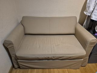 Sofá cama beige 2 plazas
