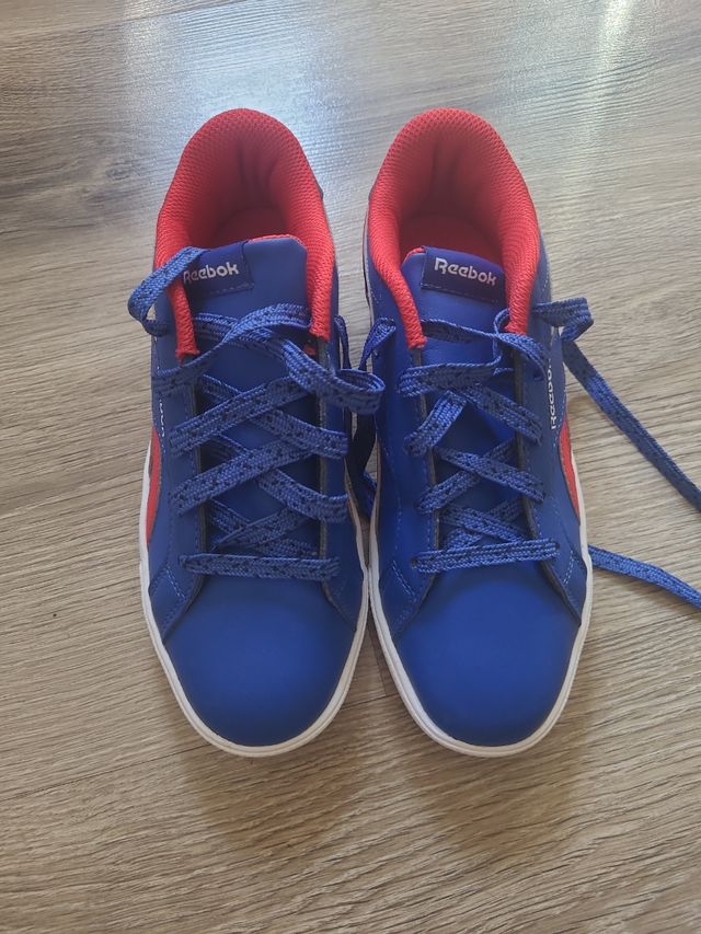 Zapatillas Reebok azules y rojas - 34,5