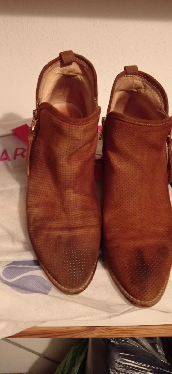 Tronchetti scamosciati marroni