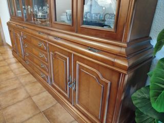 Mueble madera salón antiguo