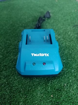 Caricabatterie TMAKOTA