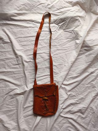 Bolso bandolera cuero artesanal