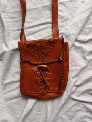 Bolso bandolera cuero artesanal