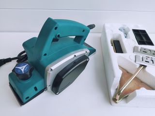 Cepillo eléctrico para madera