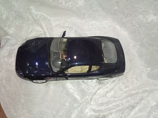 Maserati 3200 GT escala