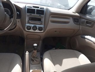 21086946 921011f021 faro izquierdo kia sportage je